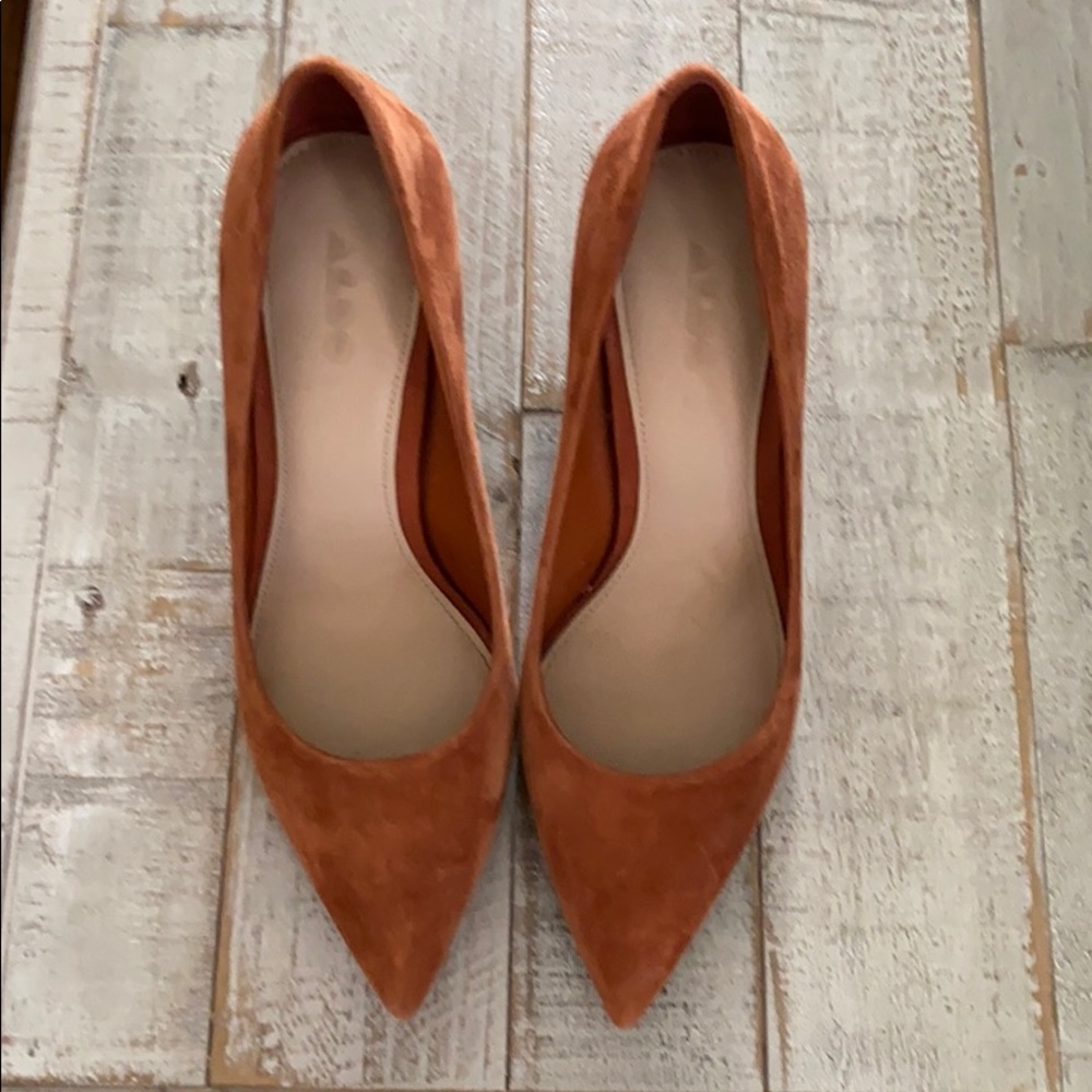 Worn twice. Swede shoes